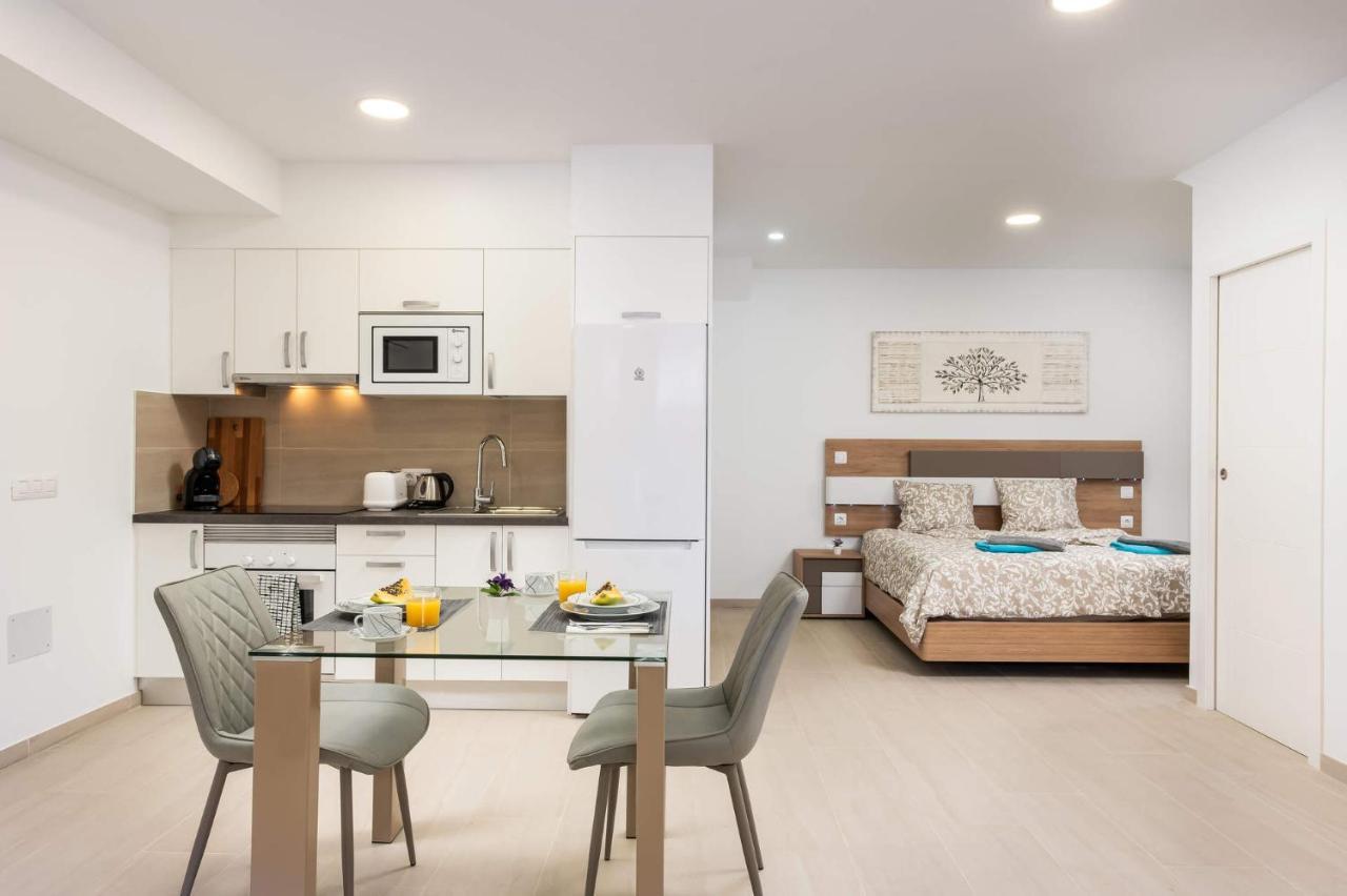 Villa Isotta By Villa Plus Адехе Екстериор снимка